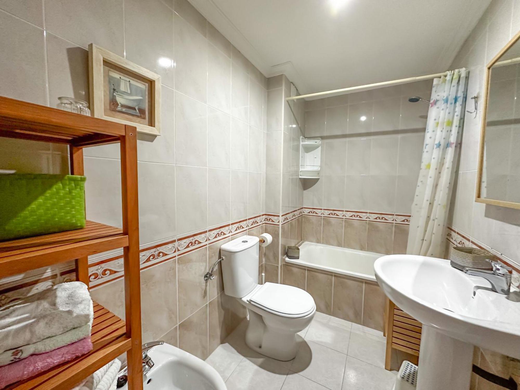 Apartamento Completo, Amplio, Muy Iluminado Y Con Plaza De Garaje Incluida. О-Грове Екстер'єр фото
