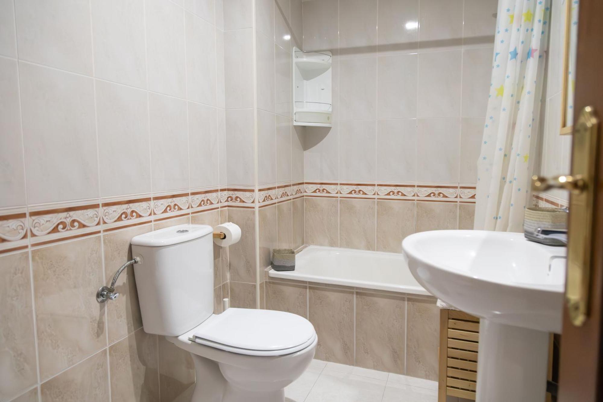 Apartamento Completo, Amplio, Muy Iluminado Y Con Plaza De Garaje Incluida. О-Грове Екстер'єр фото