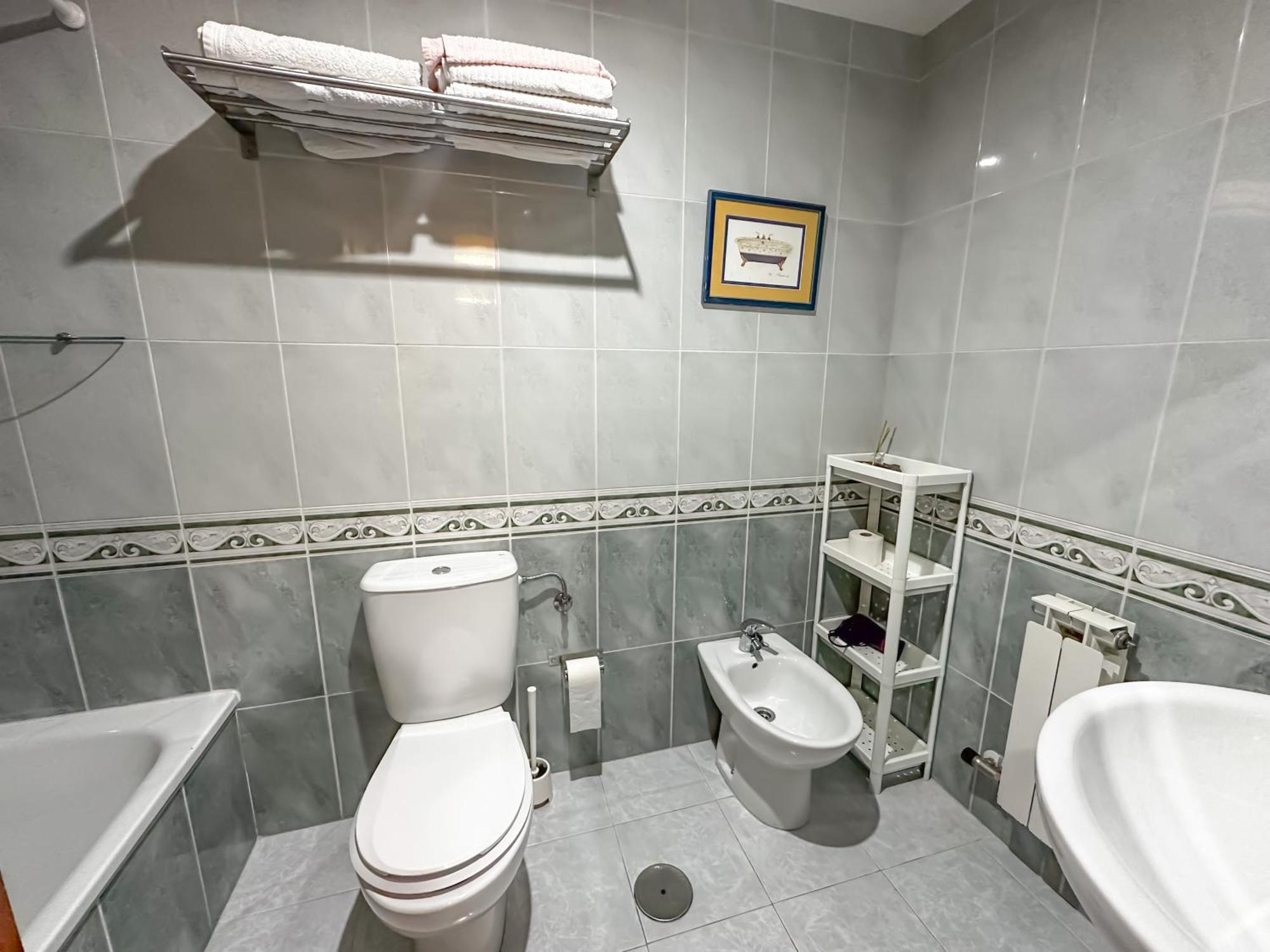 Apartamento Completo, Amplio, Muy Iluminado Y Con Plaza De Garaje Incluida. О-Грове Екстер'єр фото
