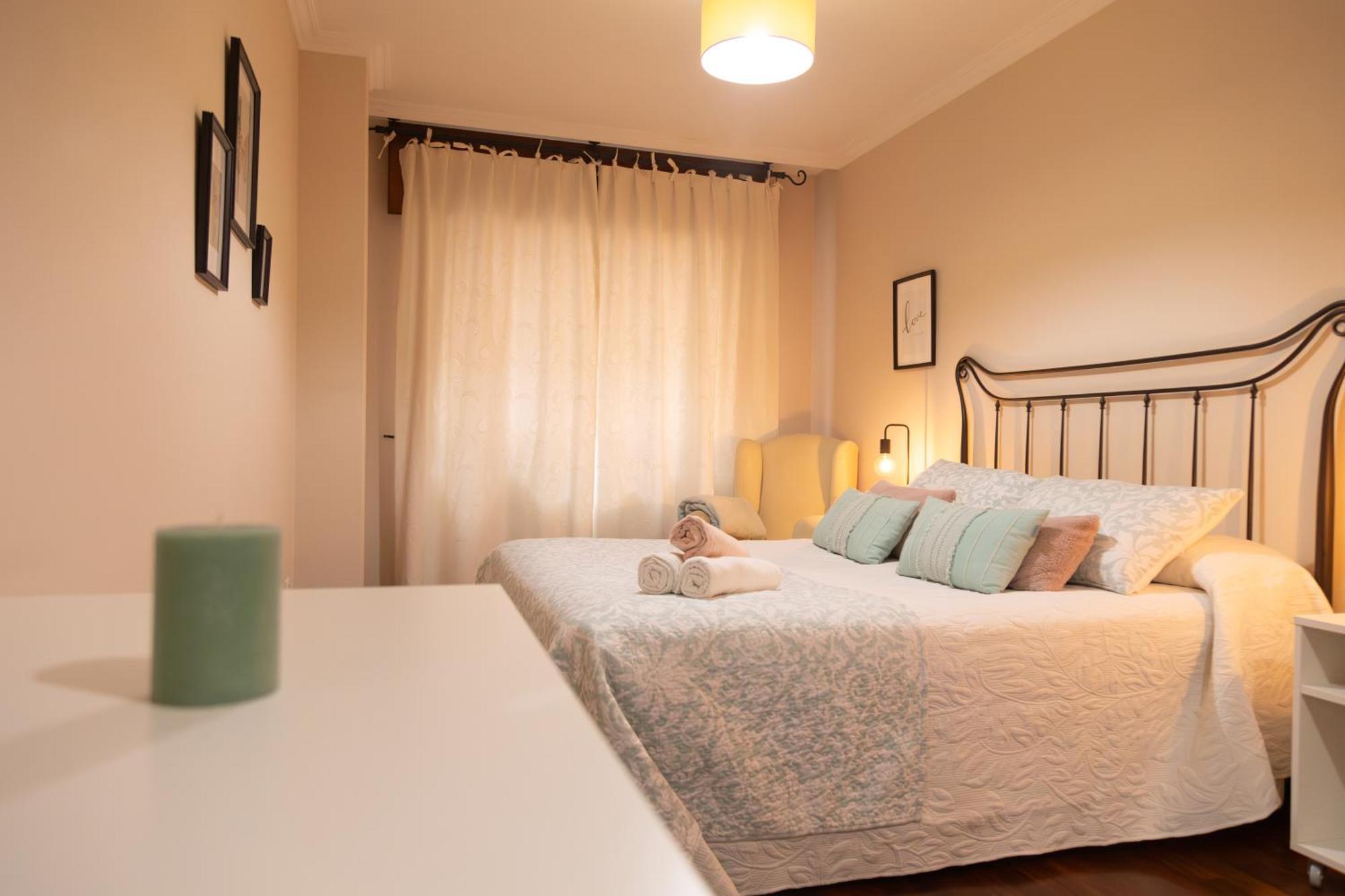 Apartamento Completo, Amplio, Muy Iluminado Y Con Plaza De Garaje Incluida. О-Грове Екстер'єр фото