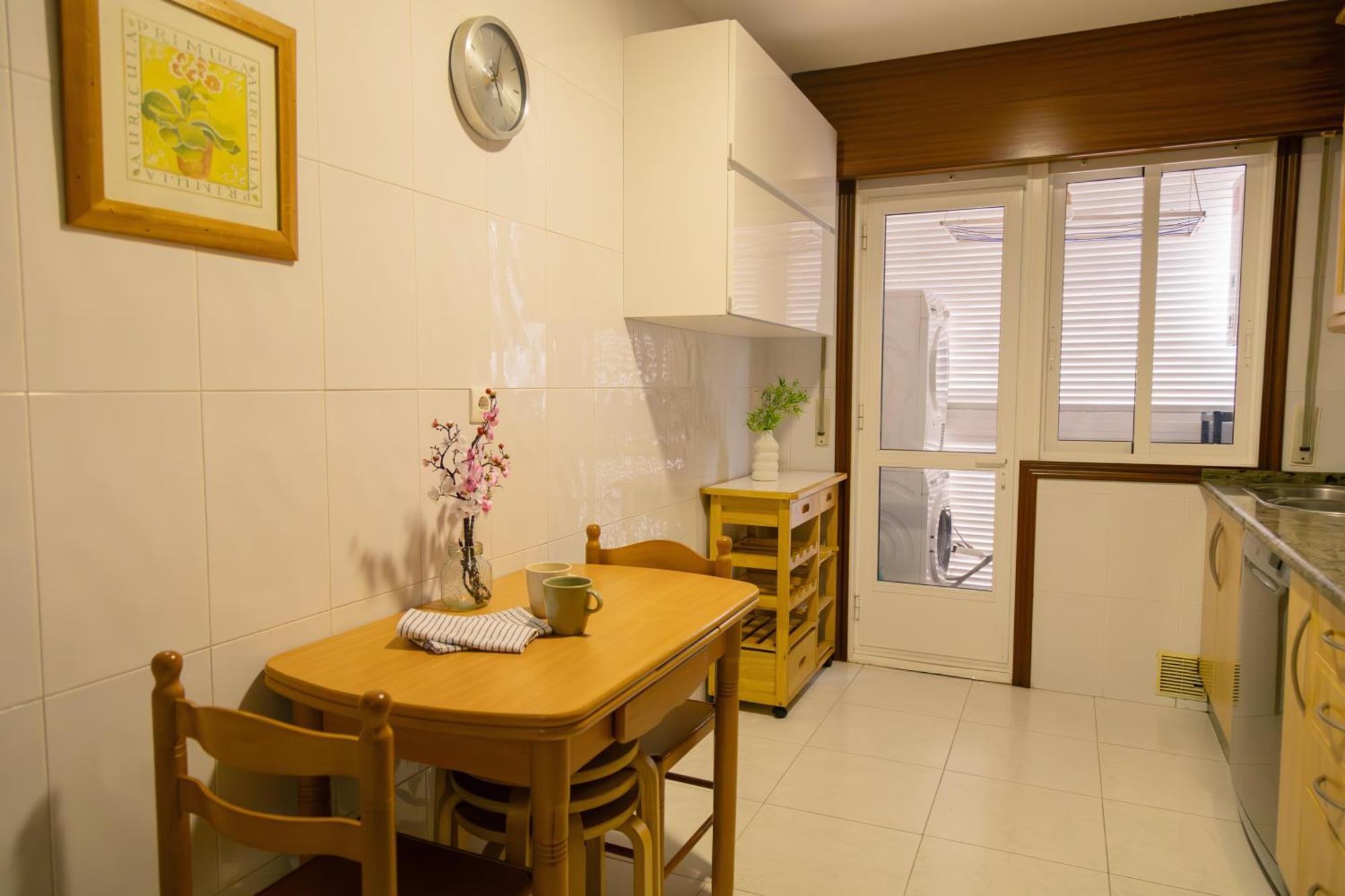 Apartamento Completo, Amplio, Muy Iluminado Y Con Plaza De Garaje Incluida. О-Грове Екстер'єр фото